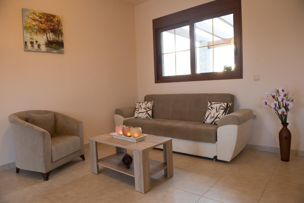 Petra Villas Gennadi Exterior foto
